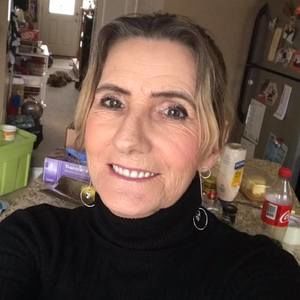 Meet your Posher, Deborah